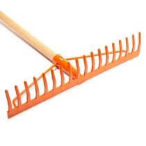 18 fogú erősített gereblye nyéllel